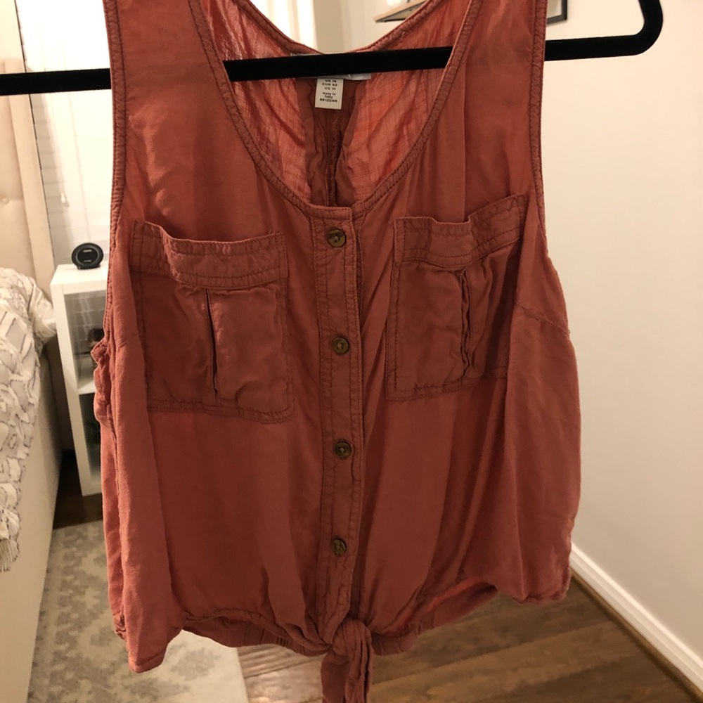 Top shop knotted button down tank